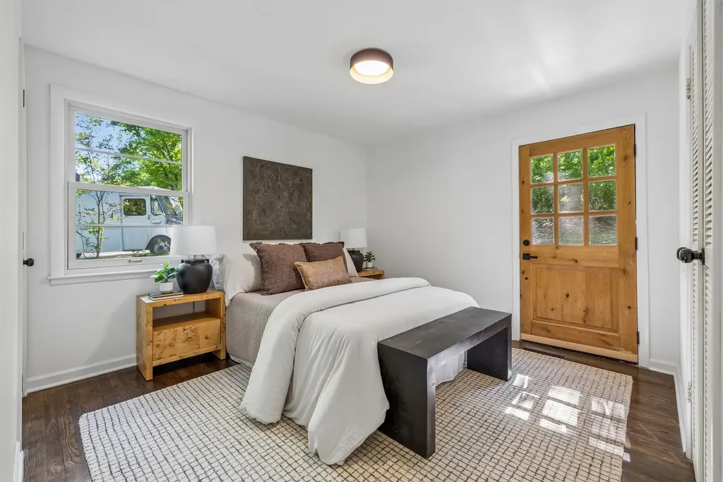 703 Clematis Drive Nashville TN 37205