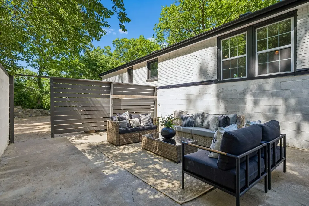 703 Clematis Drive Nashville TN 37205