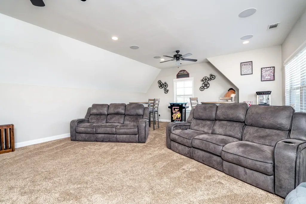 106 Nogs Garden Gallatin TN 37066