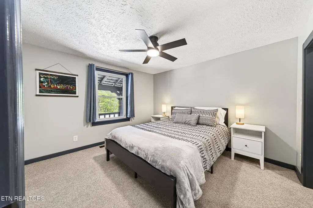 44 Triple R Lane Crossville TN 38571