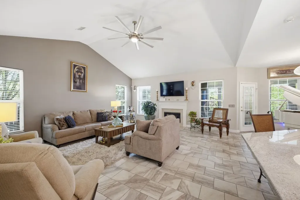 1013 Wyntergrace Farm Road Old Hickory TN 37138