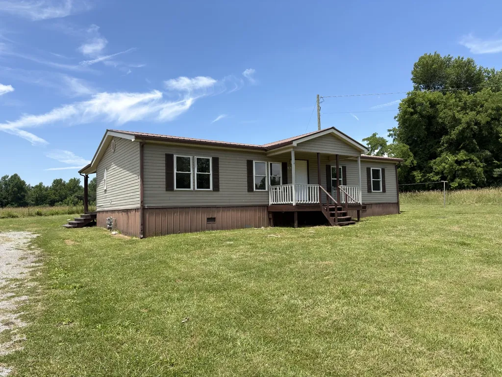 787 Finnie Simmons Road Woodbury TN 37190