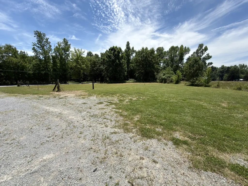 787 Finnie Simmons Road Woodbury TN 37190