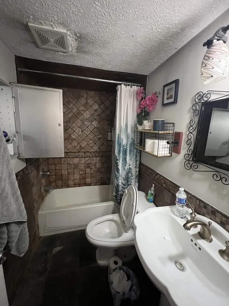 744 W Main Street Watertown TN 37184