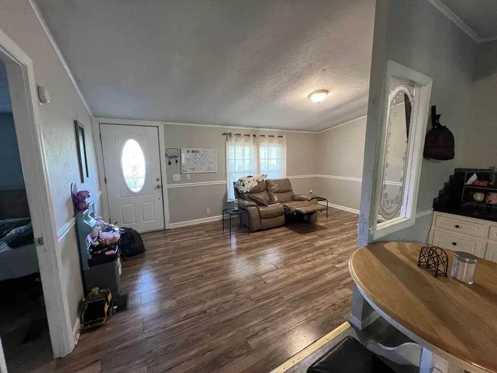 744 W Main Street Watertown TN 37184