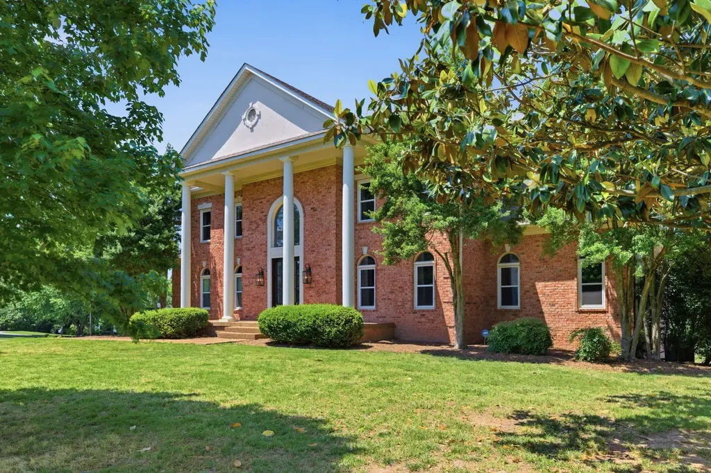 1016 Lexington Drive Brentwood TN 37027