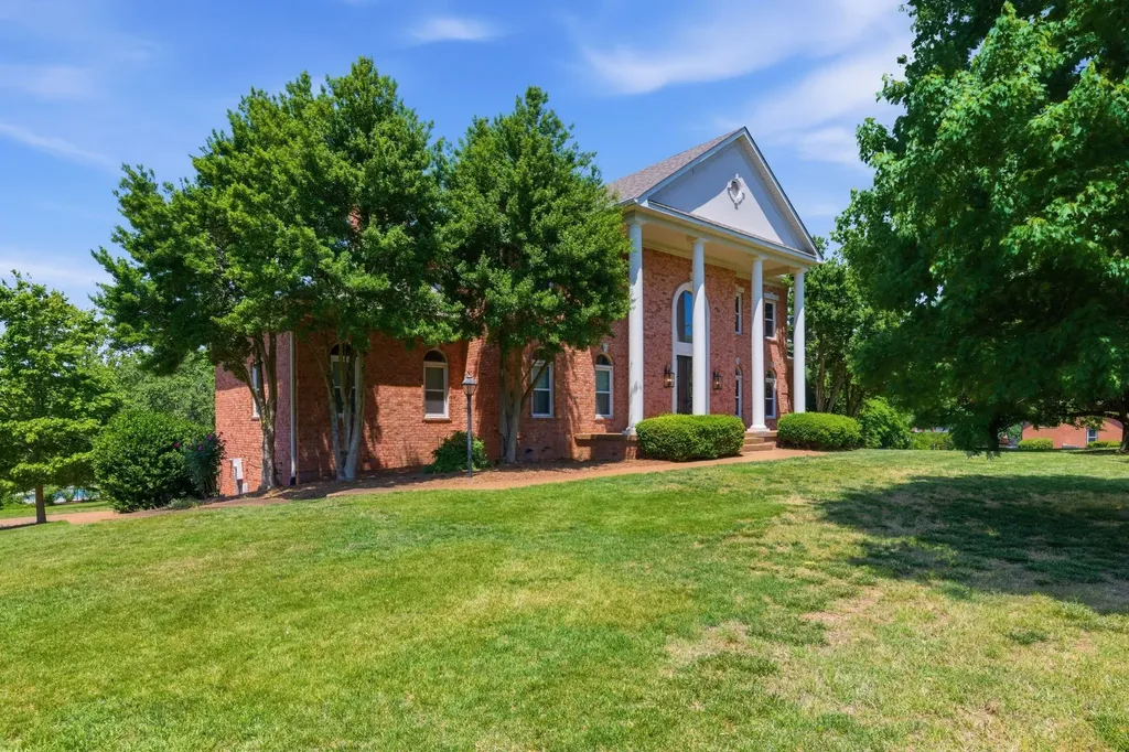1016 Lexington Drive Brentwood TN 37027