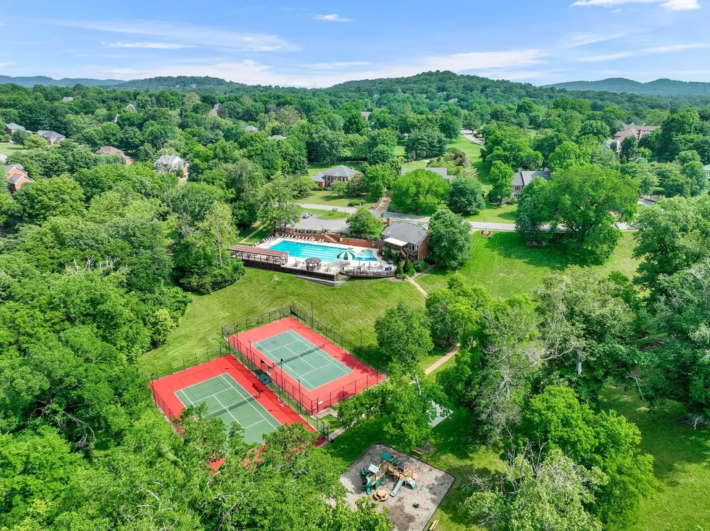 1016 Lexington Drive Brentwood TN 37027