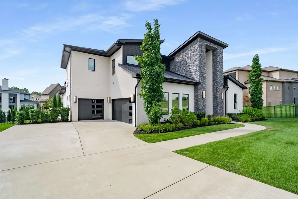 6305 Turkey Foot Court Franklin TN 37067
