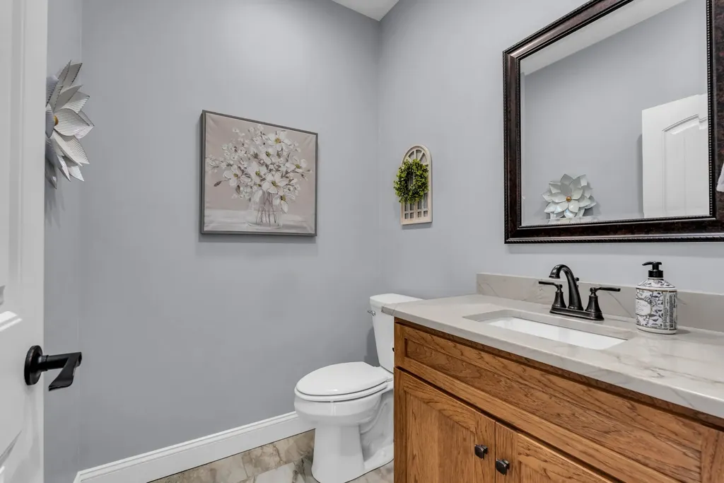 12 Hickory View Lane Crossville TN 38572