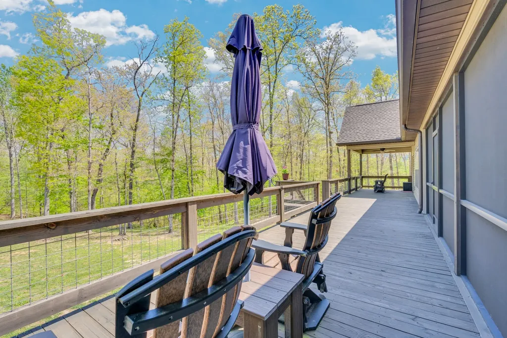 12 Hickory View Lane Crossville TN 38572