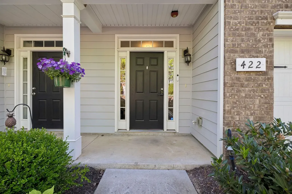 422 Manor Row Pleasant View TN 37146