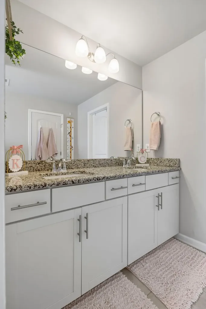422 Manor Row Pleasant View TN 37146
