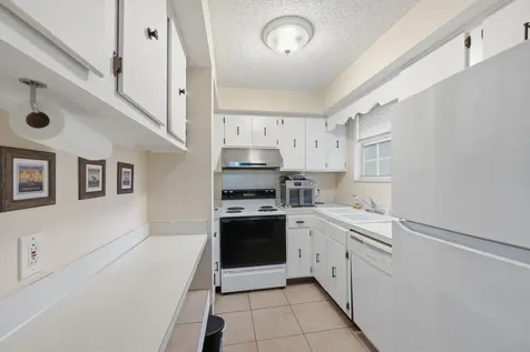 5515 Country Drive Nashville TN 37211