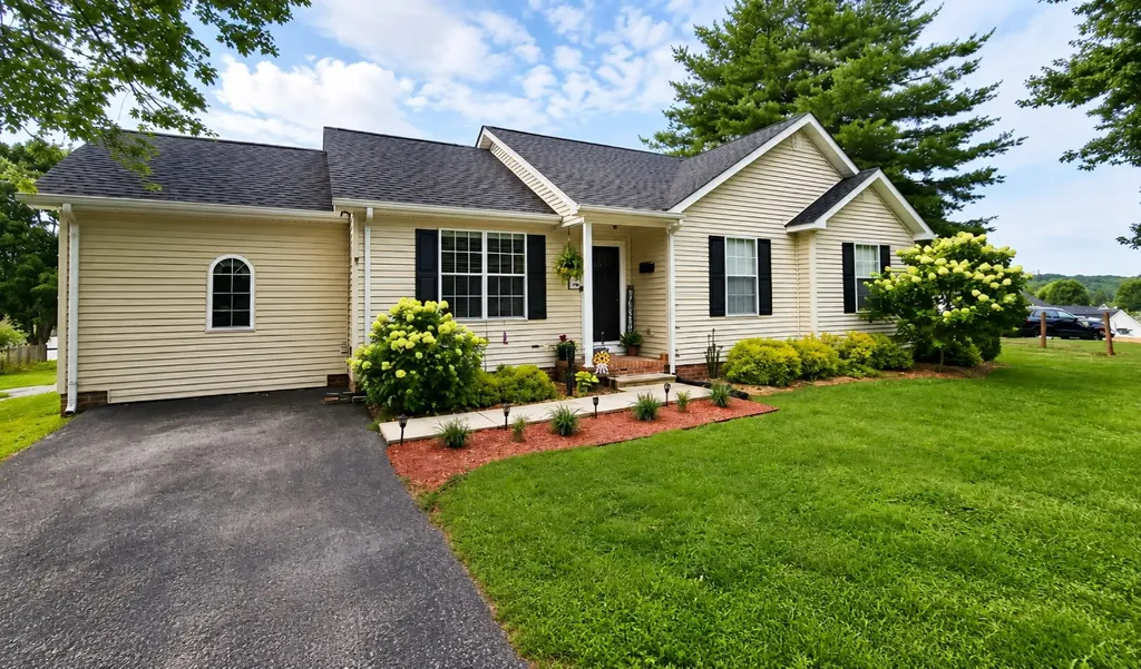 73 Three Point Circle Mcminnville TN 37110