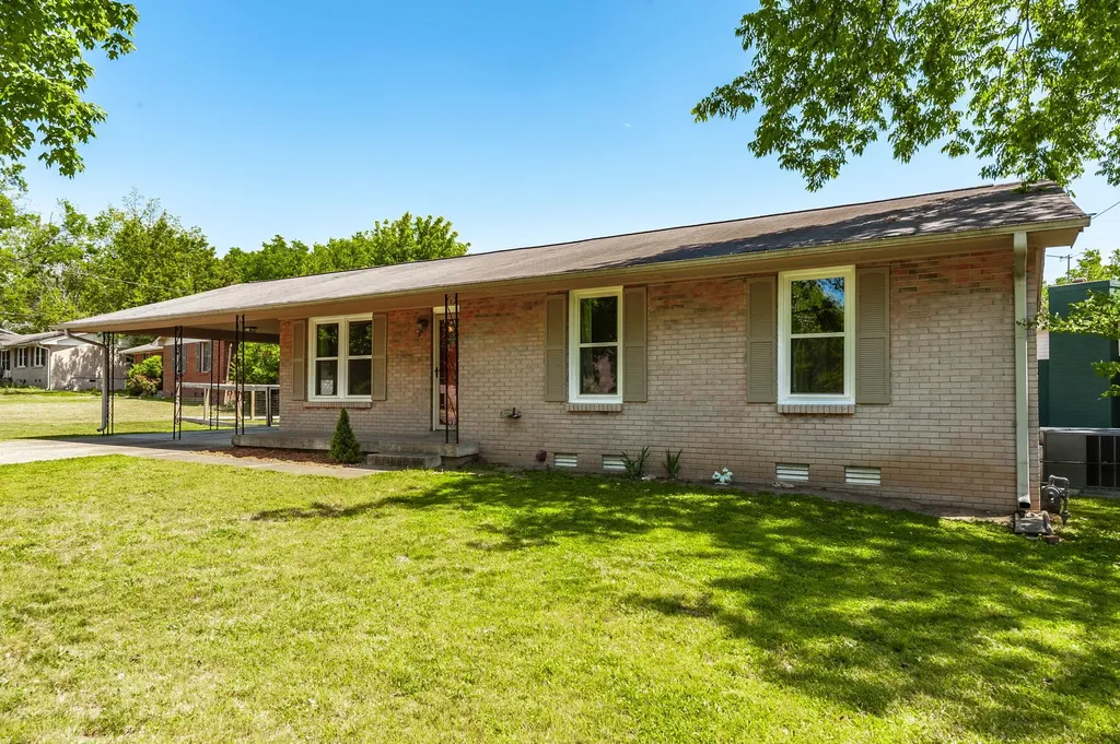 100 Hull Lane Hendersonville TN 37075