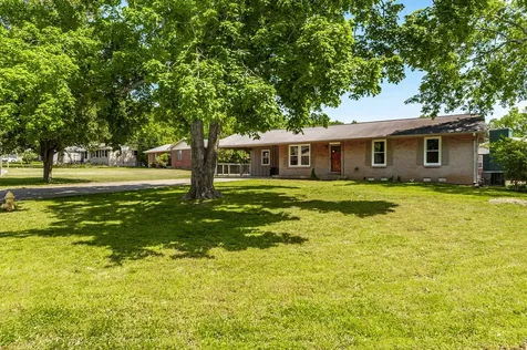 100 Hull Lane Hendersonville TN 37075