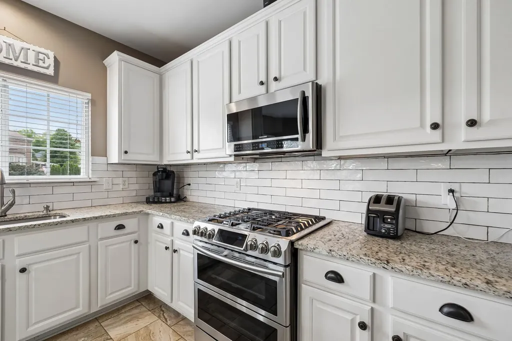 1409 Baileys Barn Court Spring Hill TN 37174