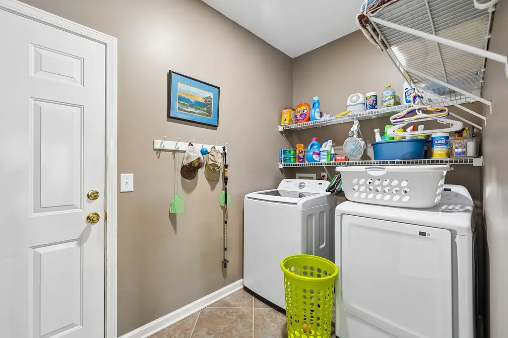 1409 Baileys Barn Court Spring Hill TN 37174
