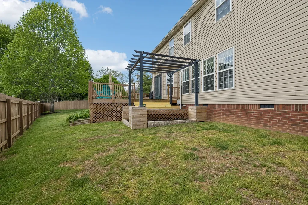 1409 Baileys Barn Court Spring Hill TN 37174
