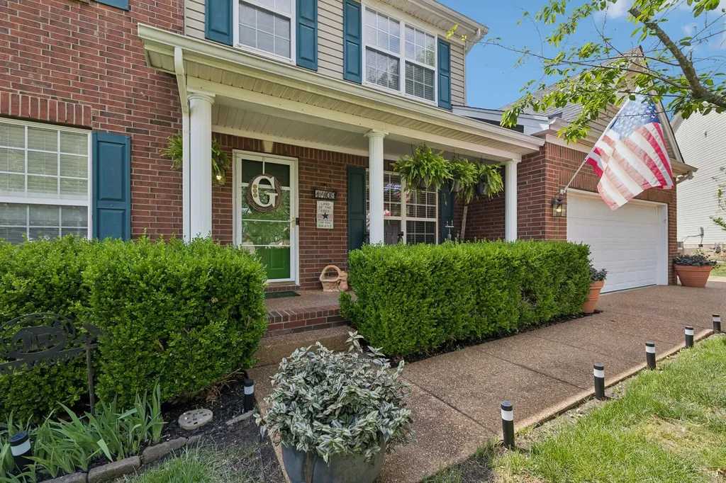 1409 Baileys Barn Court Spring Hill TN 37174