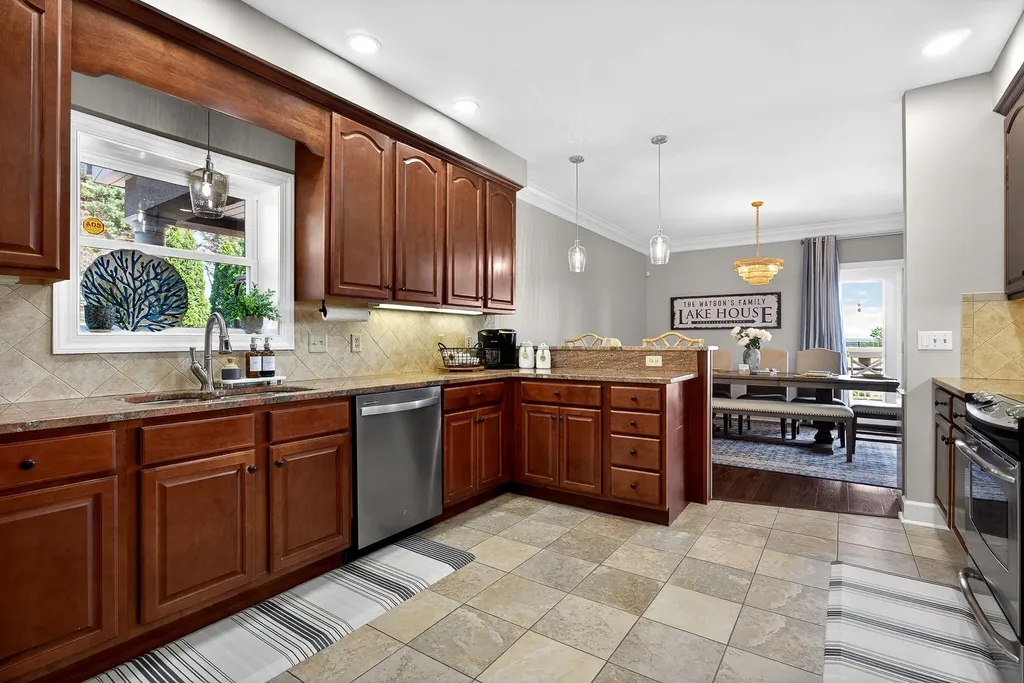 7100 Dale Ridge Road Lancaster TN 38569