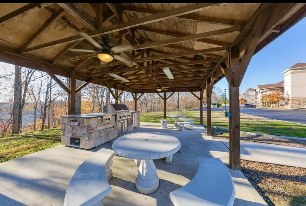 7100 Dale Ridge Road Lancaster TN 38569