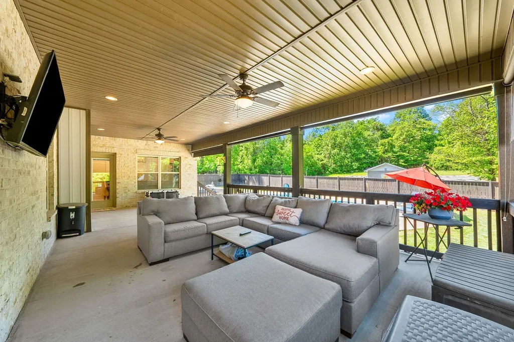 4334 Memory Lane Adams TN 37010