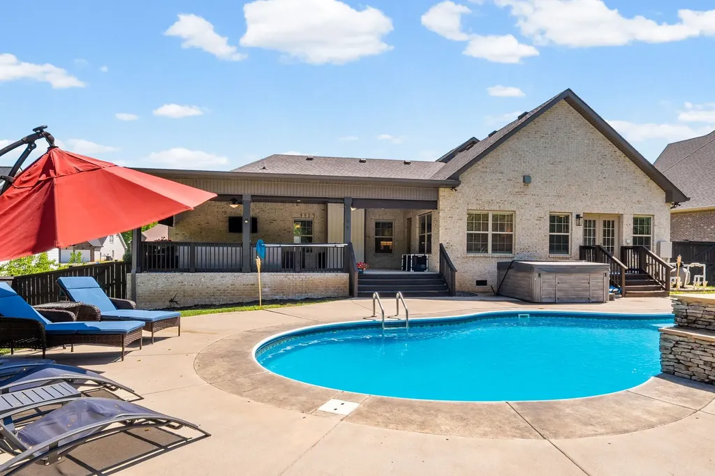 4334 Memory Lane Adams TN 37010