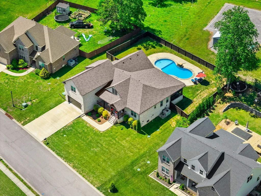 4334 Memory Lane Adams TN 37010