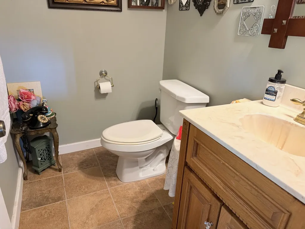 2364 Geedsville Road Bradyville TN 37026