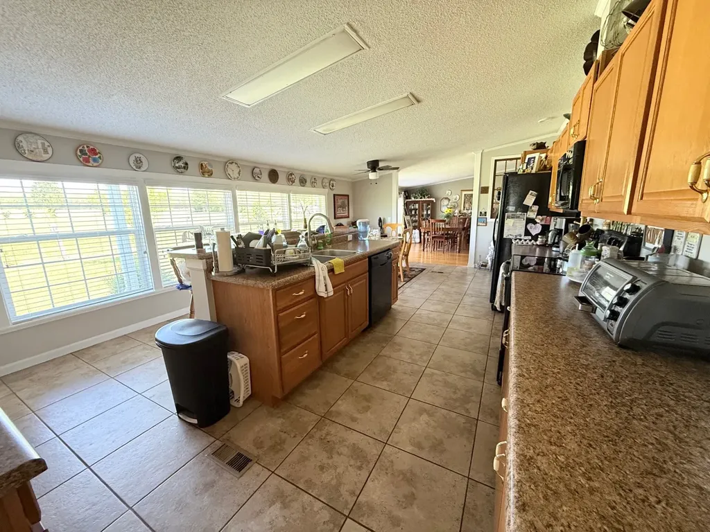 2364 Geedsville Road Bradyville TN 37026