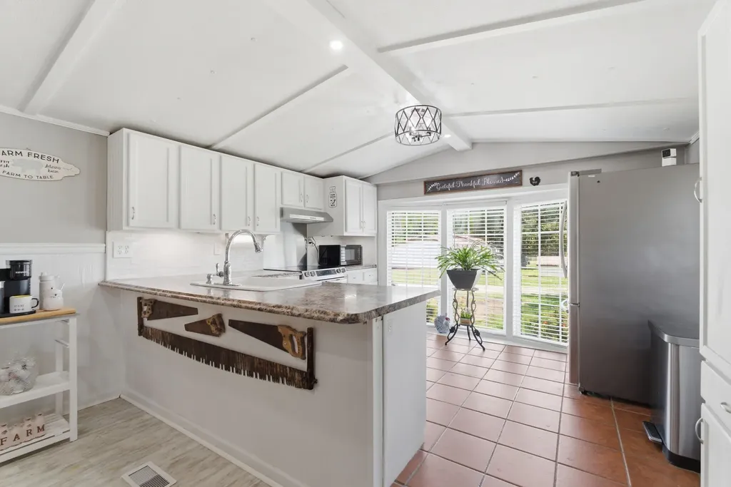 404 Logan Chapel Road Hillsboro TN 37342