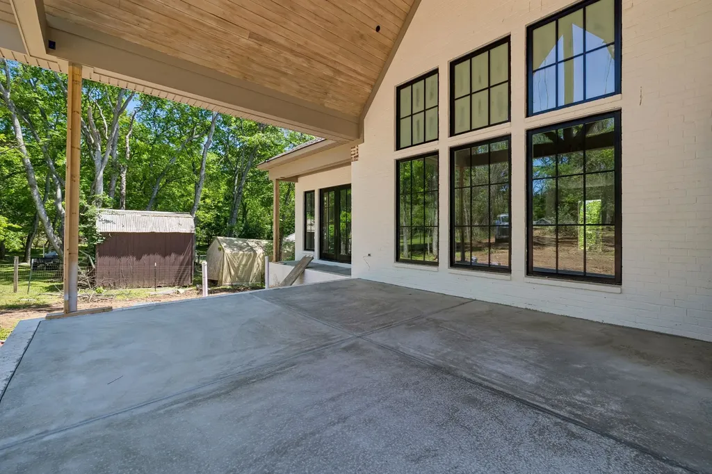 341 Sunset Island Trail Gallatin TN 37066
