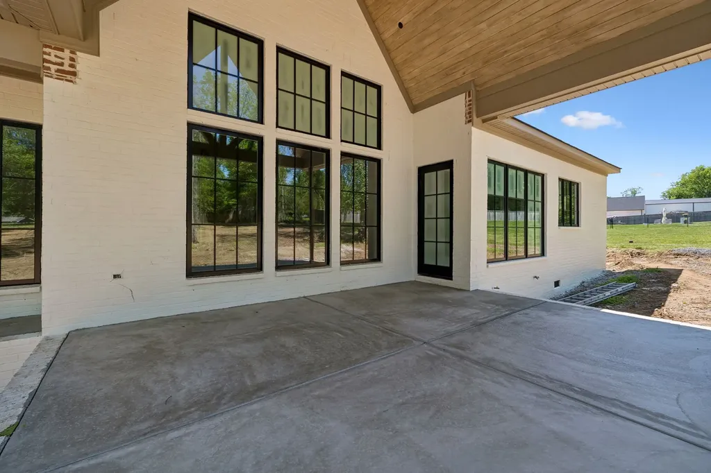 341 Sunset Island Trail Gallatin TN 37066