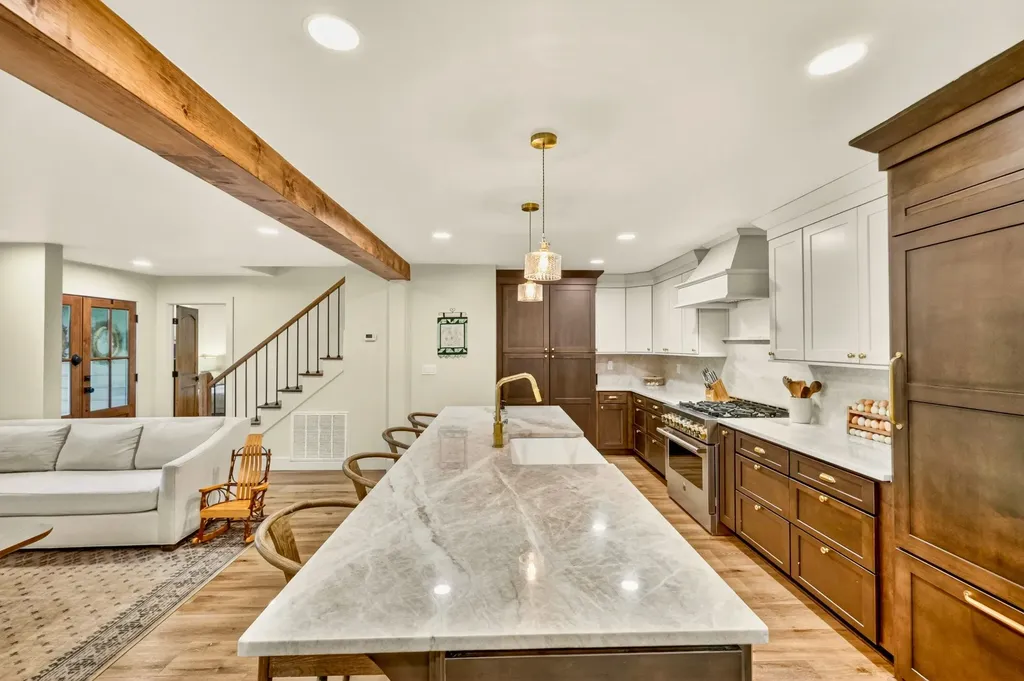 2153 Williamsport Pike Columbia TN 38401