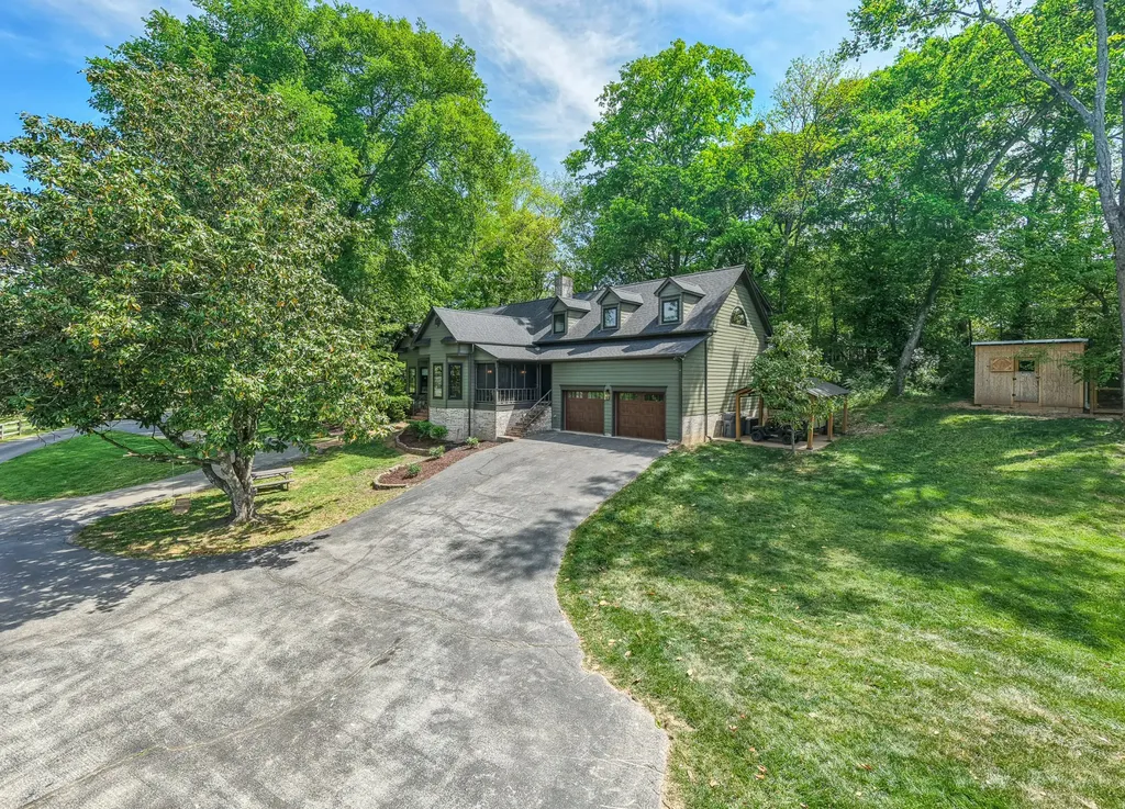2153 Williamsport Pike Columbia TN 38401