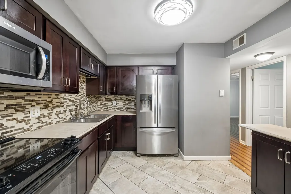 555 N Dupont Avenue Madison TN 37115