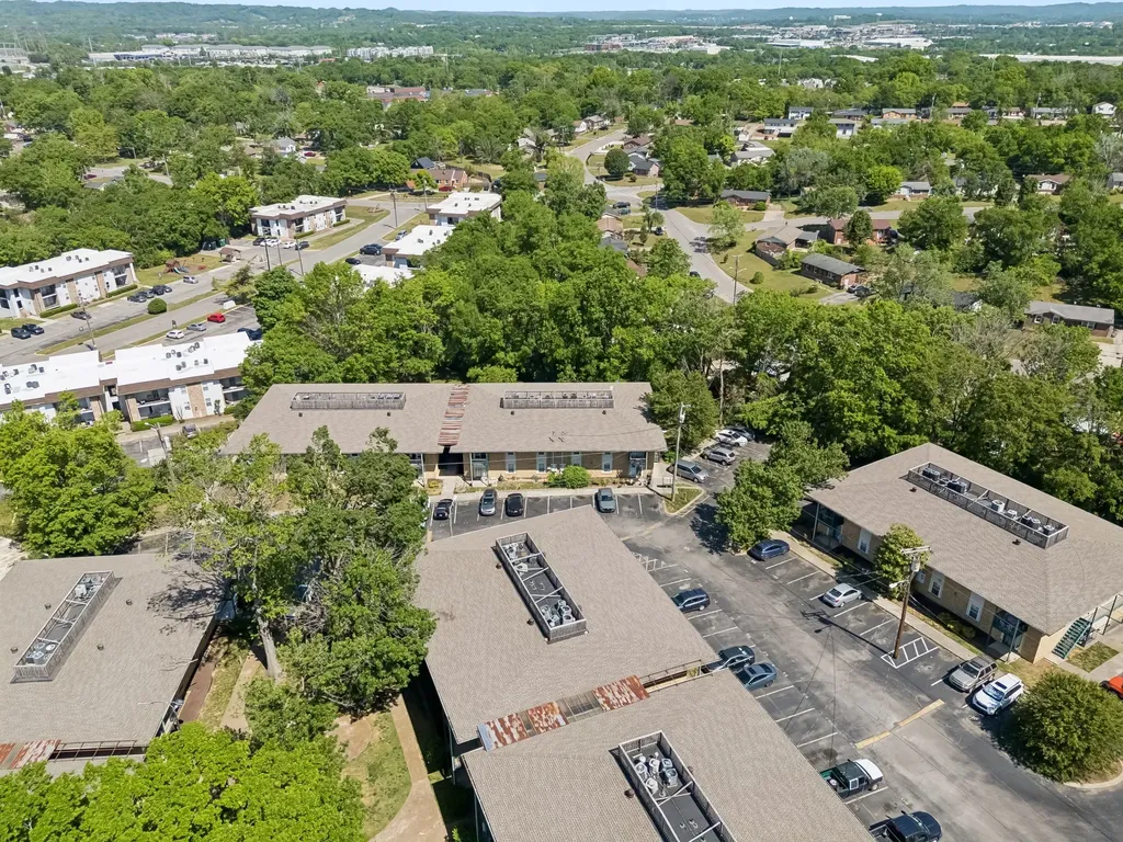 555 N Dupont Avenue Madison TN 37115