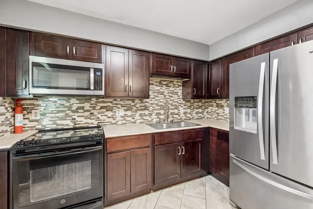 555 N Dupont Avenue Madison TN 37115