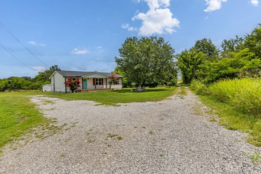241 Curd Road Mount Juliet TN 37122