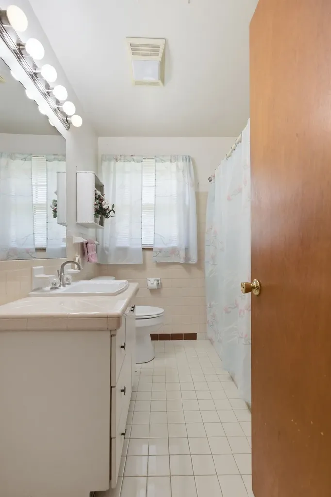 124 Luna Drive Nashville TN 37211