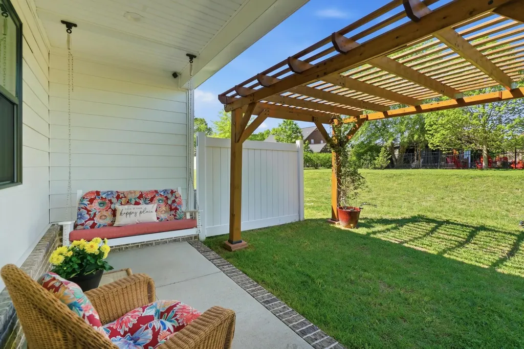 1056 Malinda Lane Greenbrier TN 37073