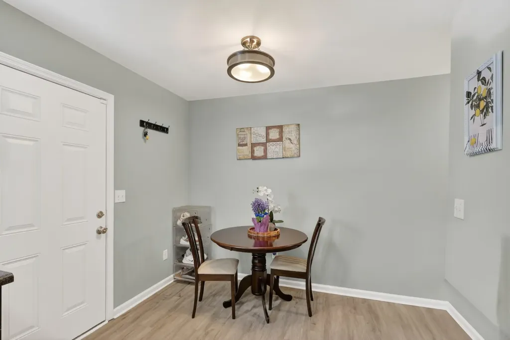 806 Holder Court Nashville TN 37217