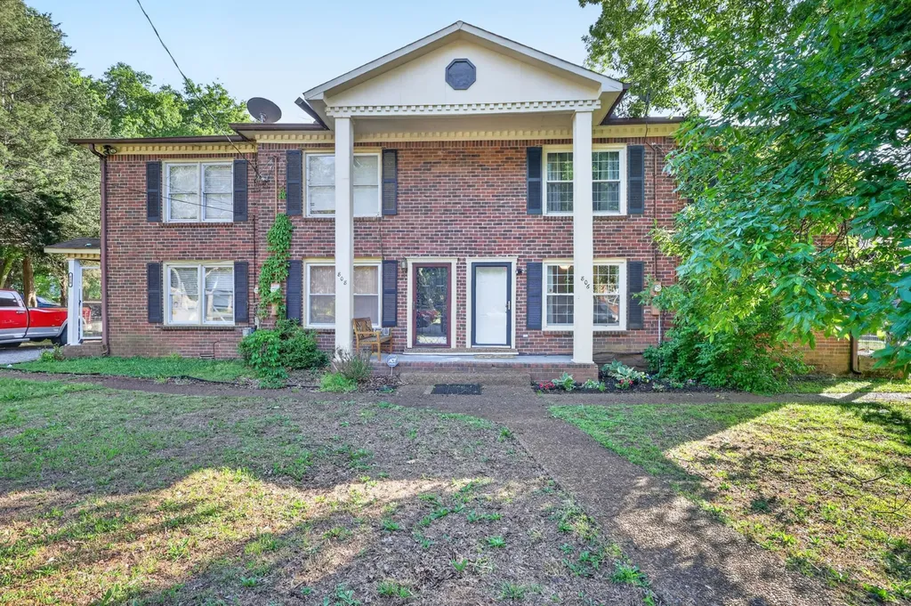 806 Holder Court Nashville TN 37217