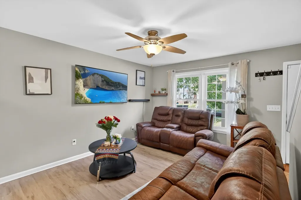 806 Holder Court Nashville TN 37217