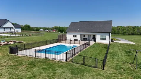 4055 Calista Road Cross Plains TN 37049
