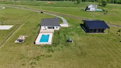 4055 Calista Road Cross Plains TN 37049