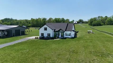 4055 Calista Road Cross Plains TN 37049