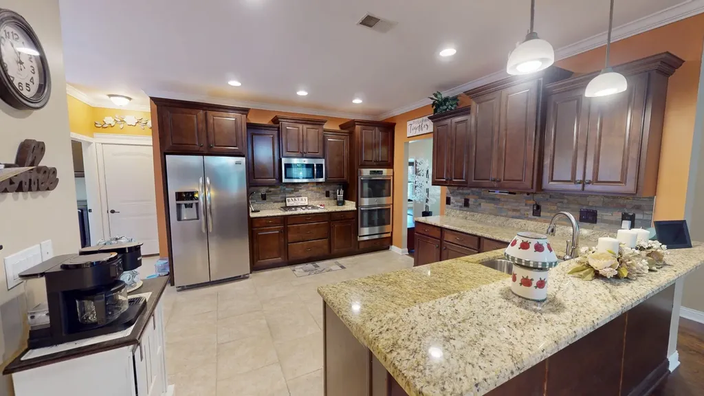 253 Dorchester Circle Clarksville TN 37043